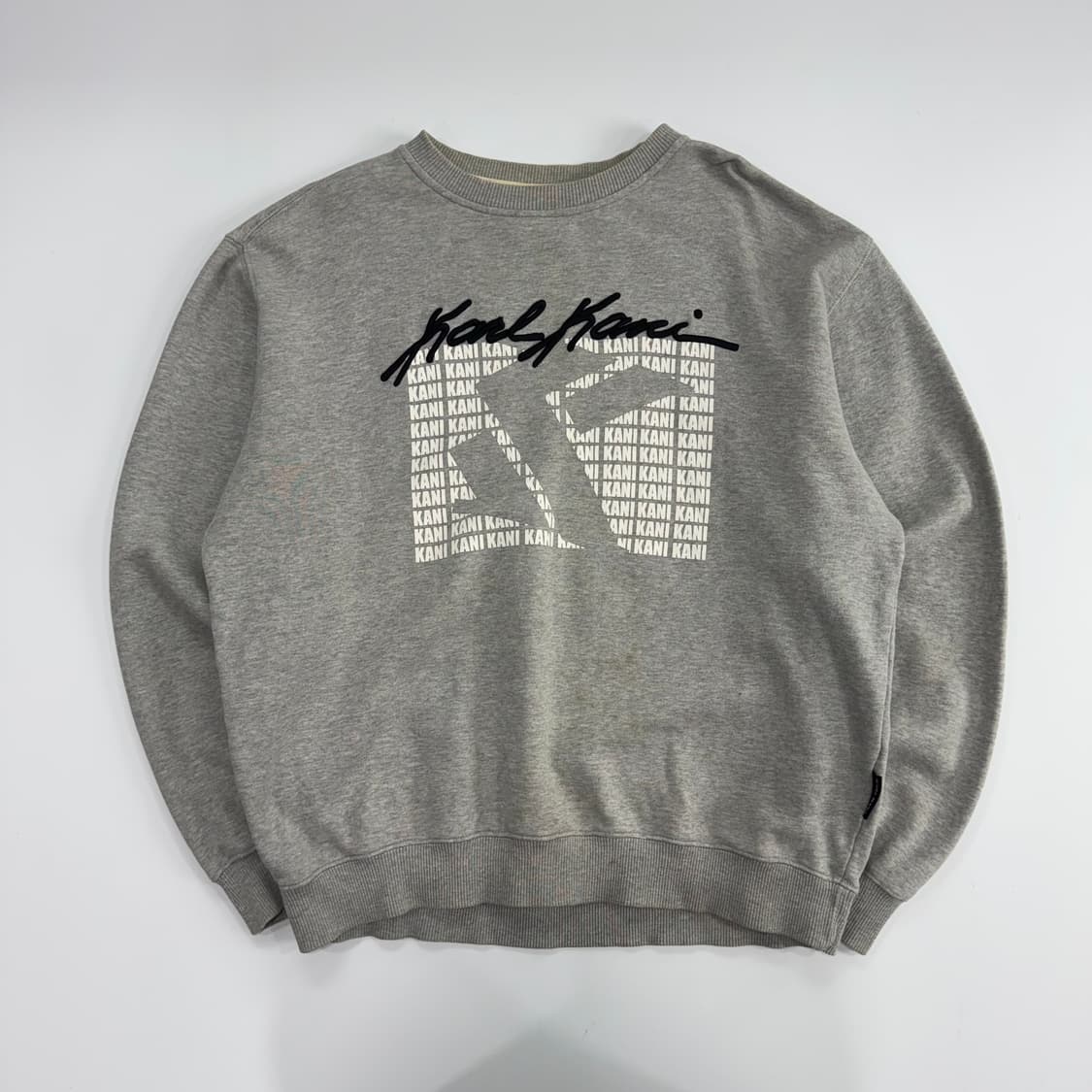 Khal Kani 칼카니 자수 로고 그레이 맨투맨 상품이미지3