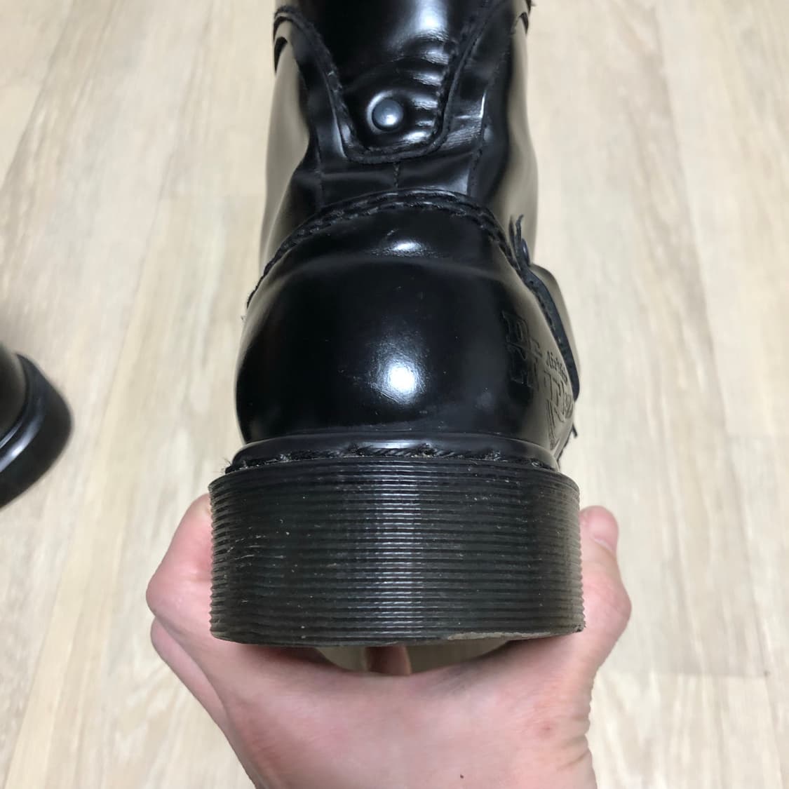 (250) 닥터마틴 Dr.martens 8홀 스무스 트라이엄프 부츠 블랙 상품이미지5