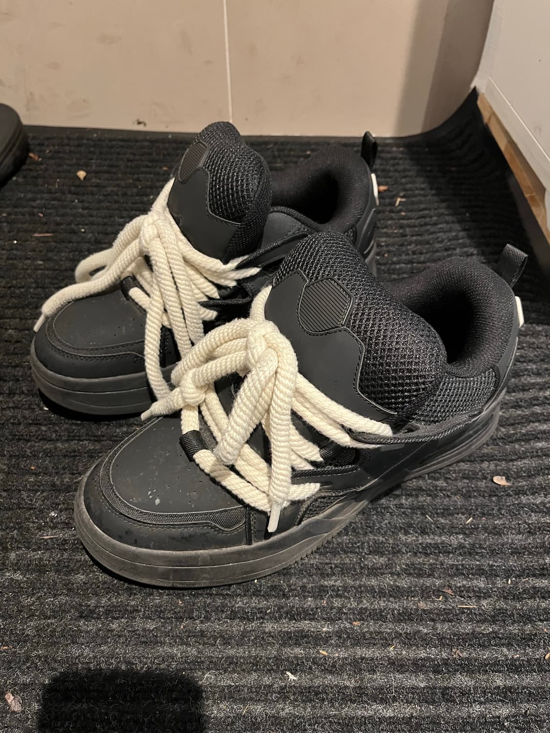 자라 스케이트 스니커즈 275 상품이미지1