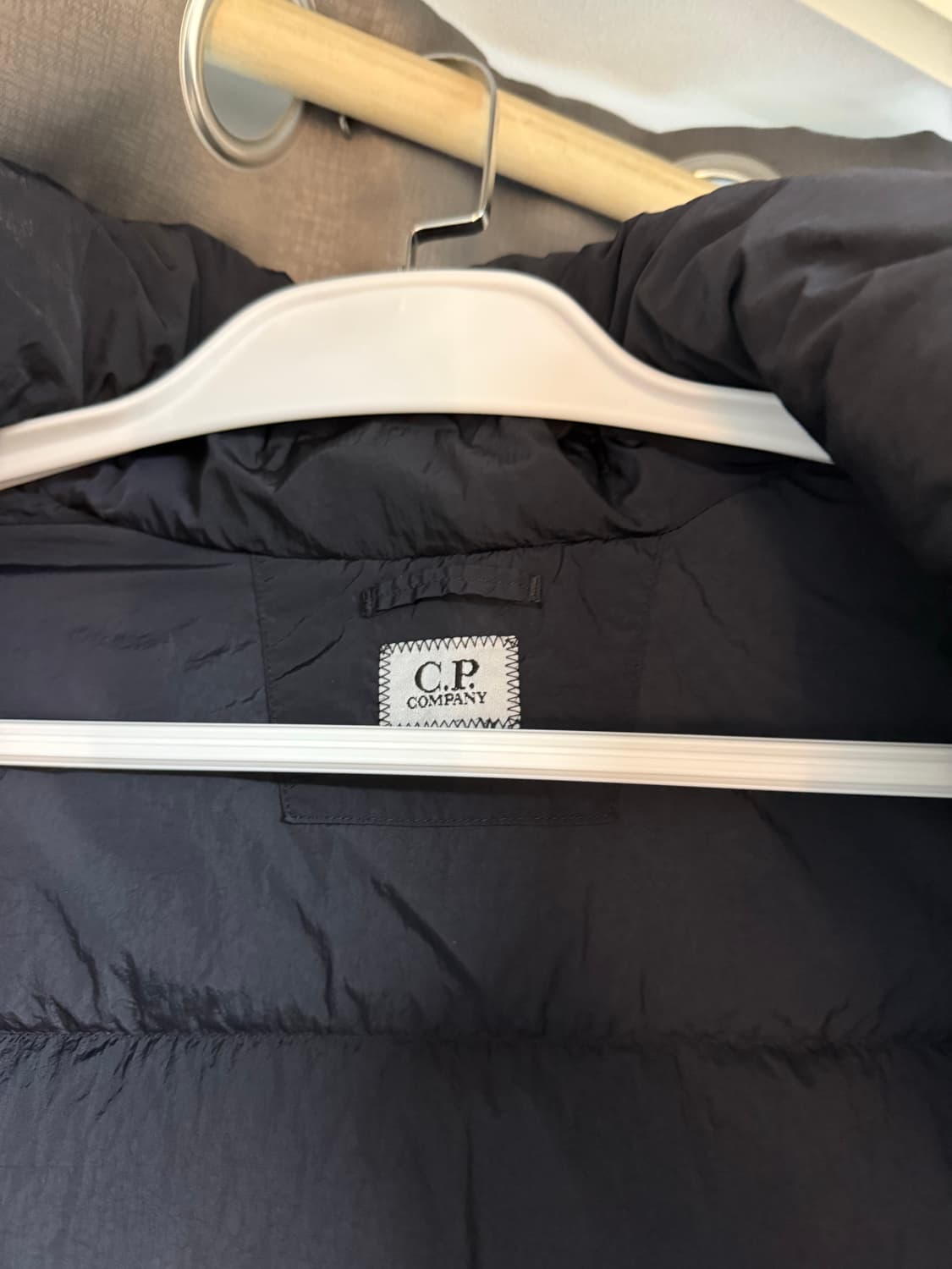 Cp컴퍼니 크롬R 숏패딩 상품이미지4