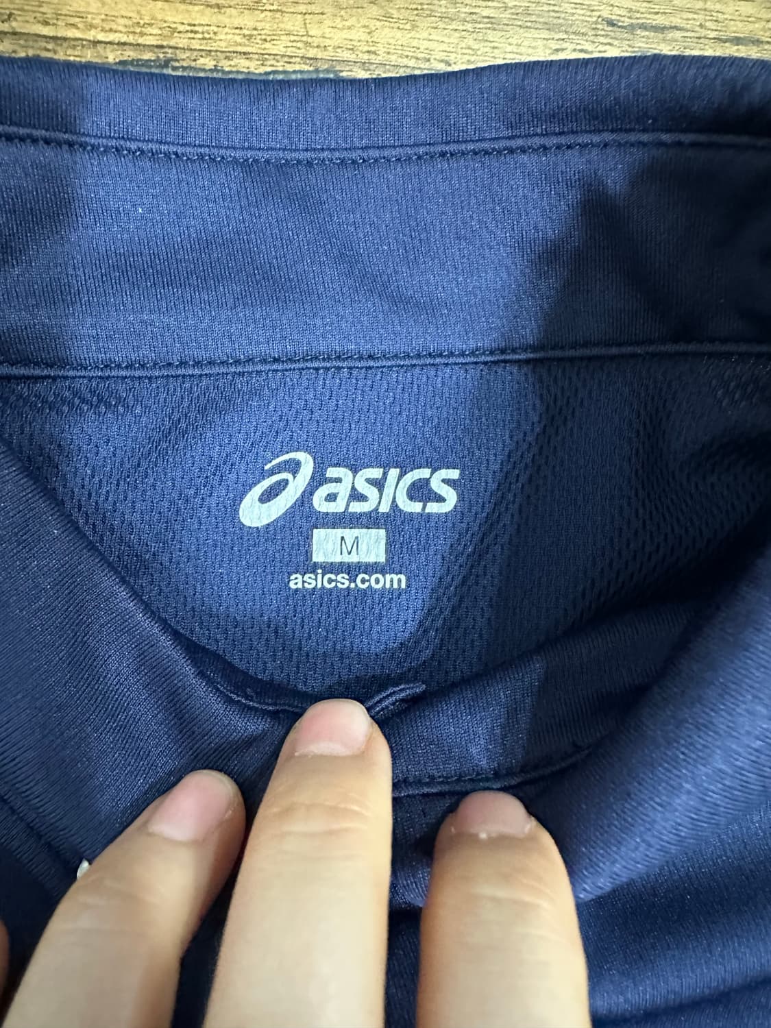 아식스 네이비 반팔폴로티 M 새제품 올드스쿨 시원한재질 일본판 상품이미지3