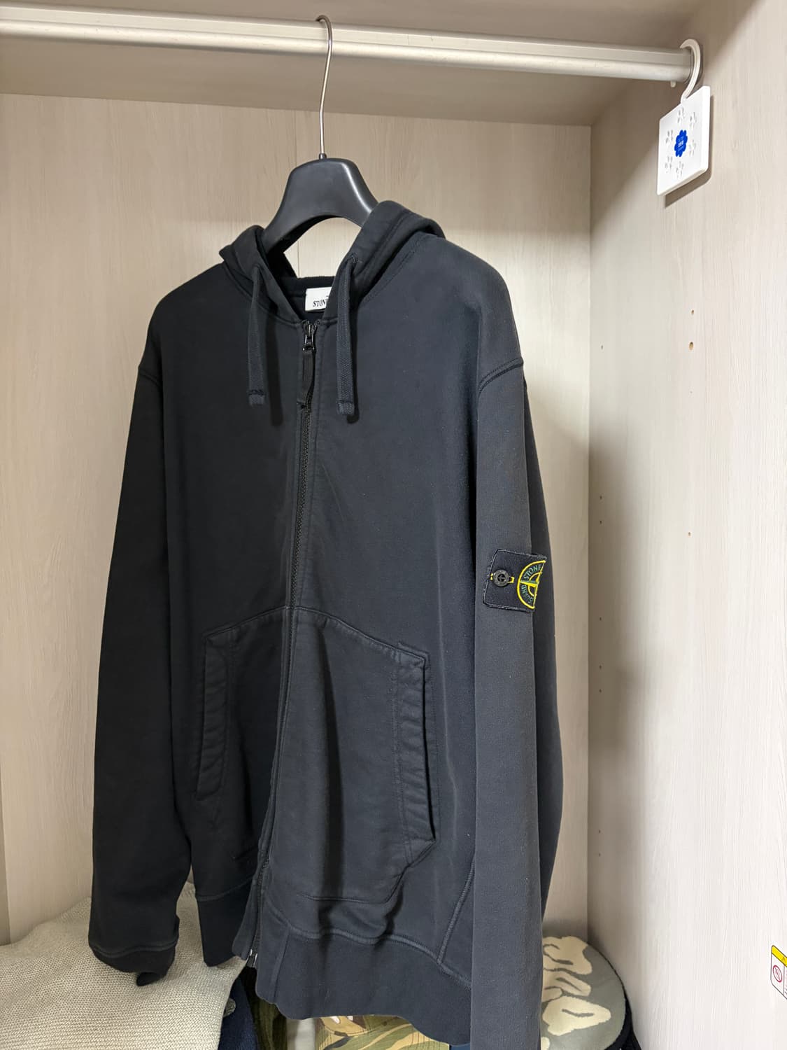 스톤아일랜드 후드집업 L 상품이미지1