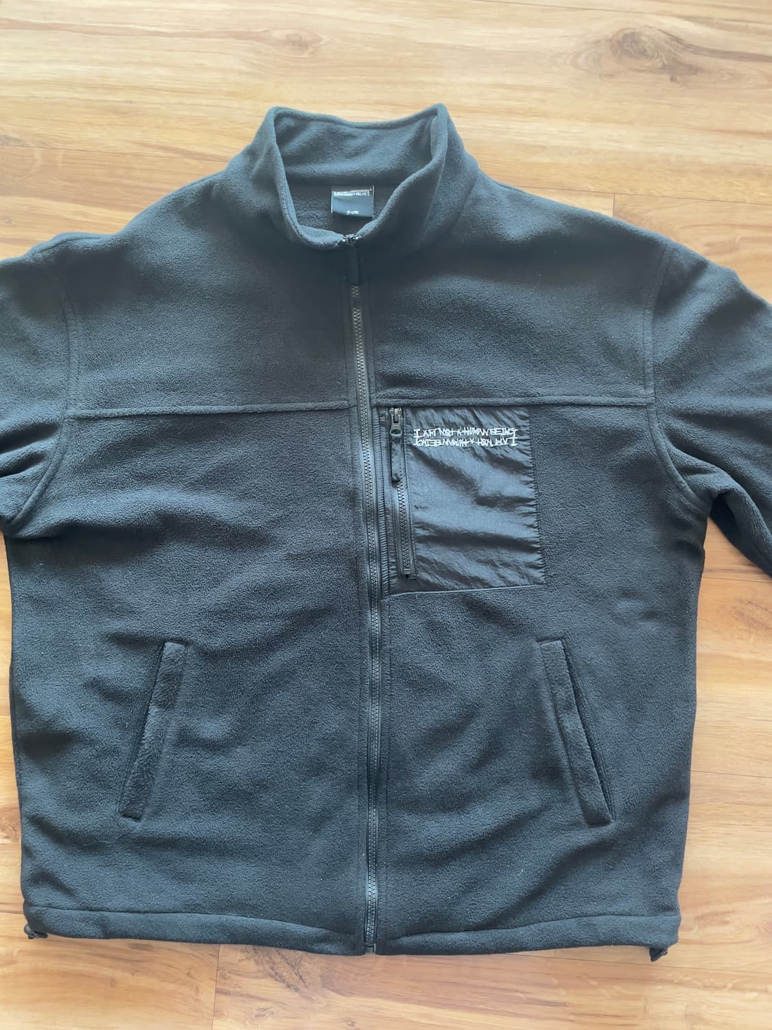 아임낫어휴먼비잉 후리스 상품이미지1