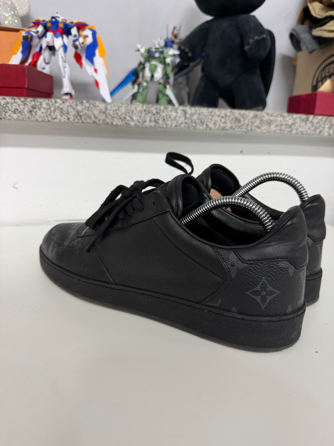 정품) 루이비통 리볼리 모노그램 스니커즈 6.5(260) 상품이미지7