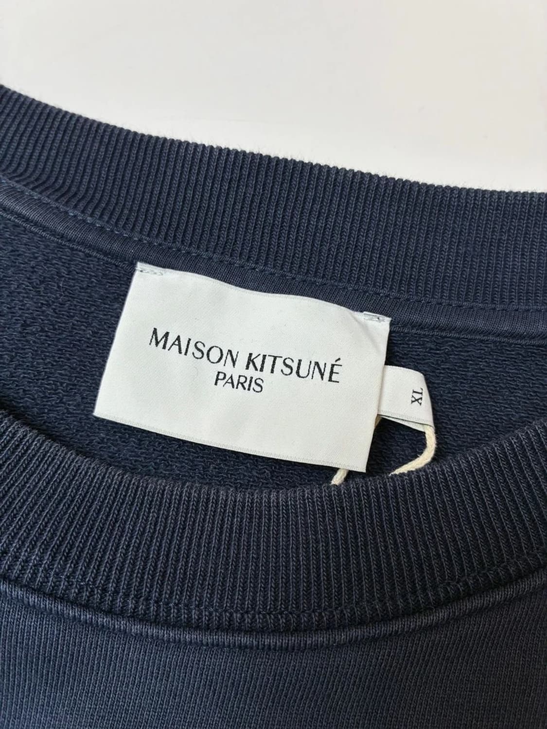 메종키츠네 라인 핸드라이팅 오버 맨투맨 PN5179 상품이미지7