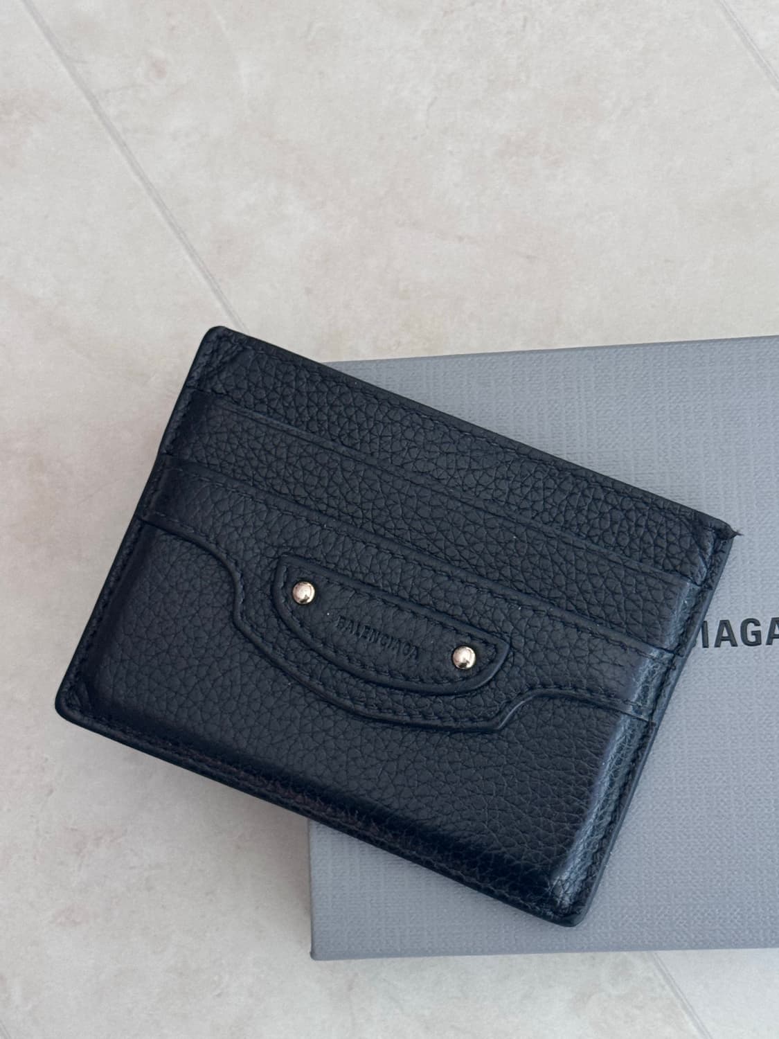 발렌시아가 네오 클래식 카드 홀더 블랙 상품이미지3