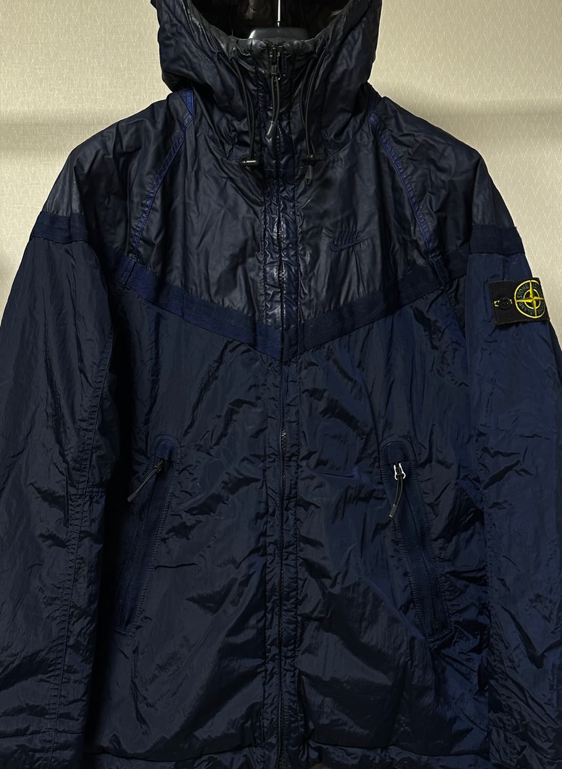 스톤아일랜드 x 나이키 무솔라 윈드러너 점퍼 M(105) 상품이미지1