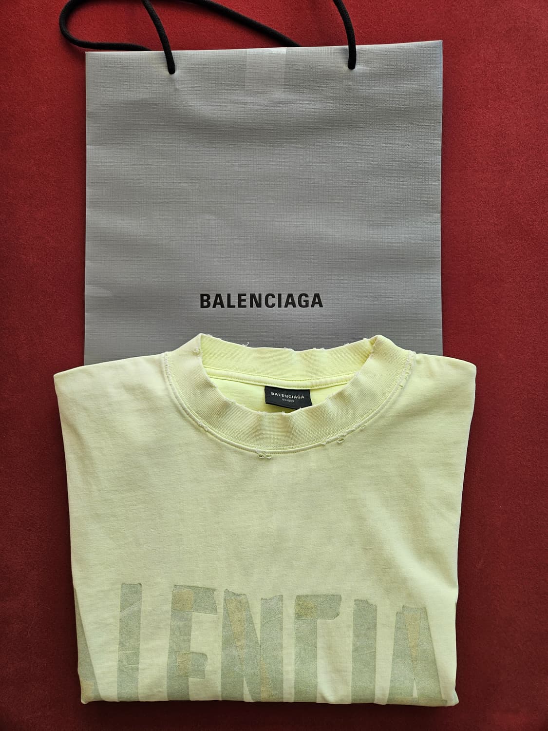 [L] 발렌시아가 테이프로고 오버사이즈 반팔티 형광(옐로우) 상품이미지5