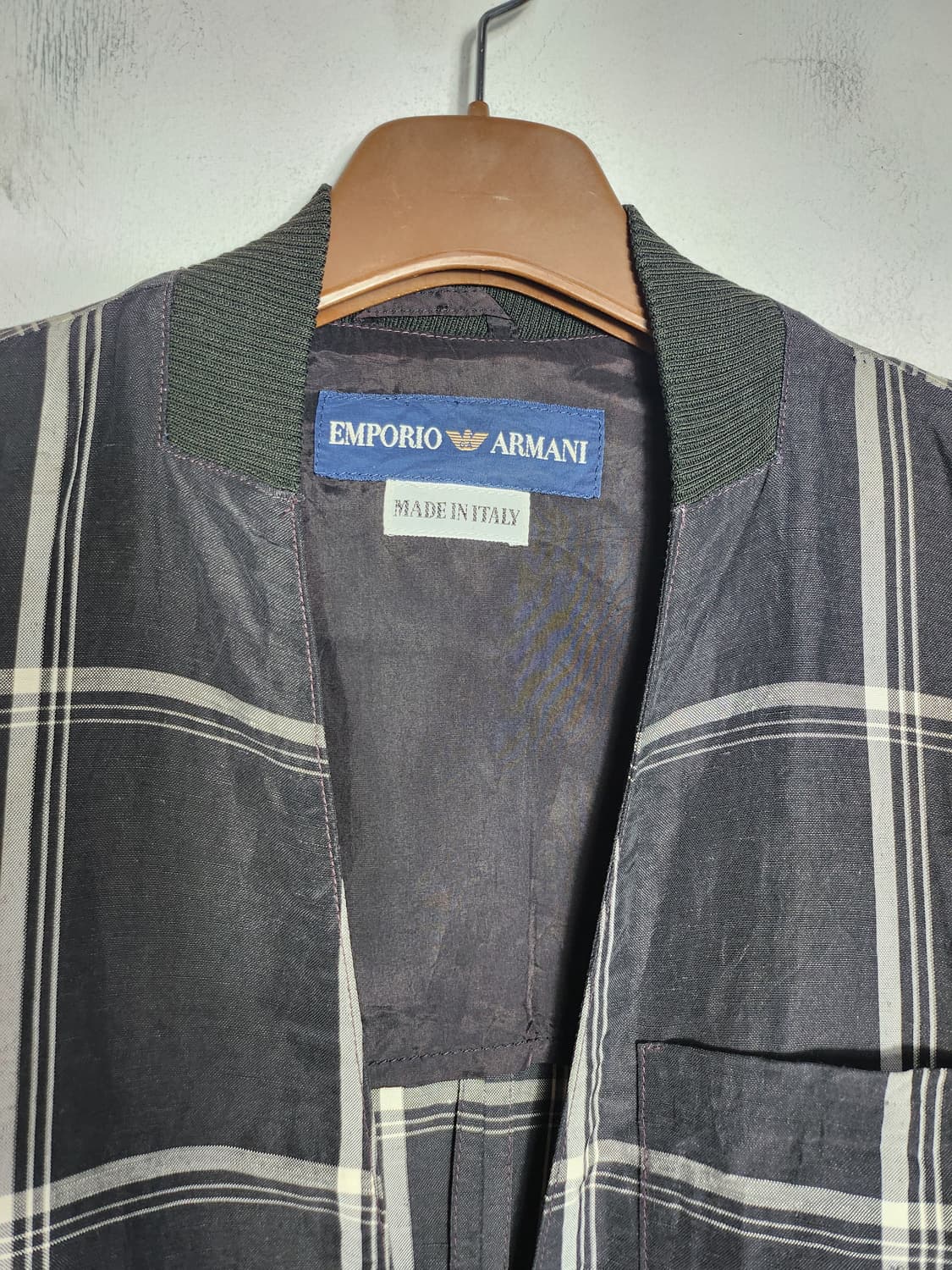 엠포리오 아르마니 체크 패턴 노카라 자켓 상품이미지2