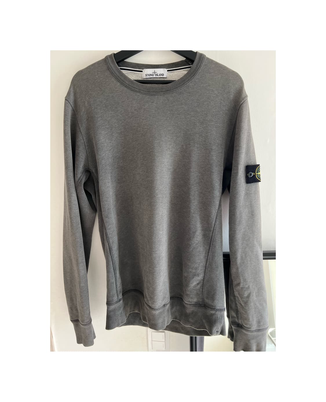 스톤아일랜드 그레이 맨투맨 상품이미지1