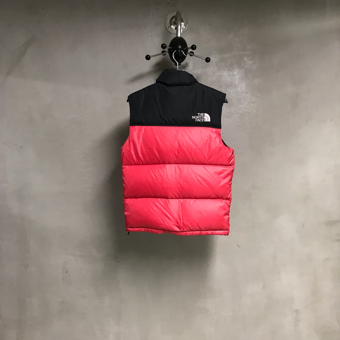 노스페이스 700 패딩 조끼 레드 85 상품이미지9