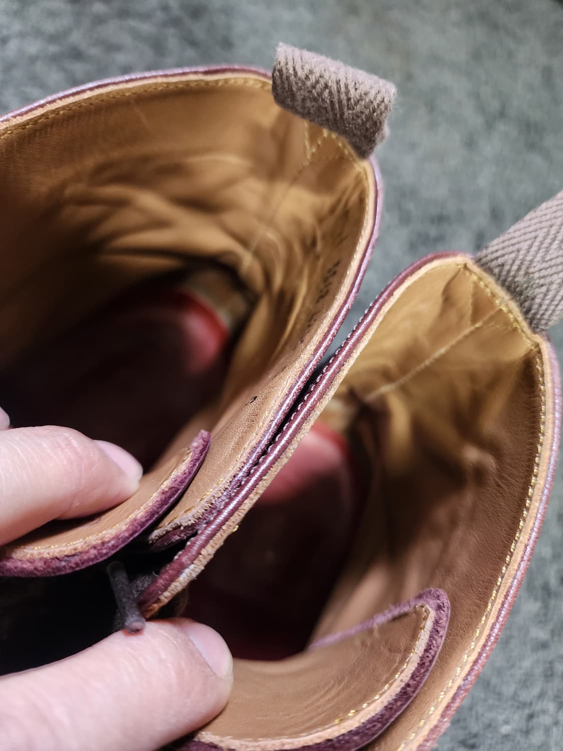 그렌슨 윙팁 브라운색 가죽 부츠 상품이미지4