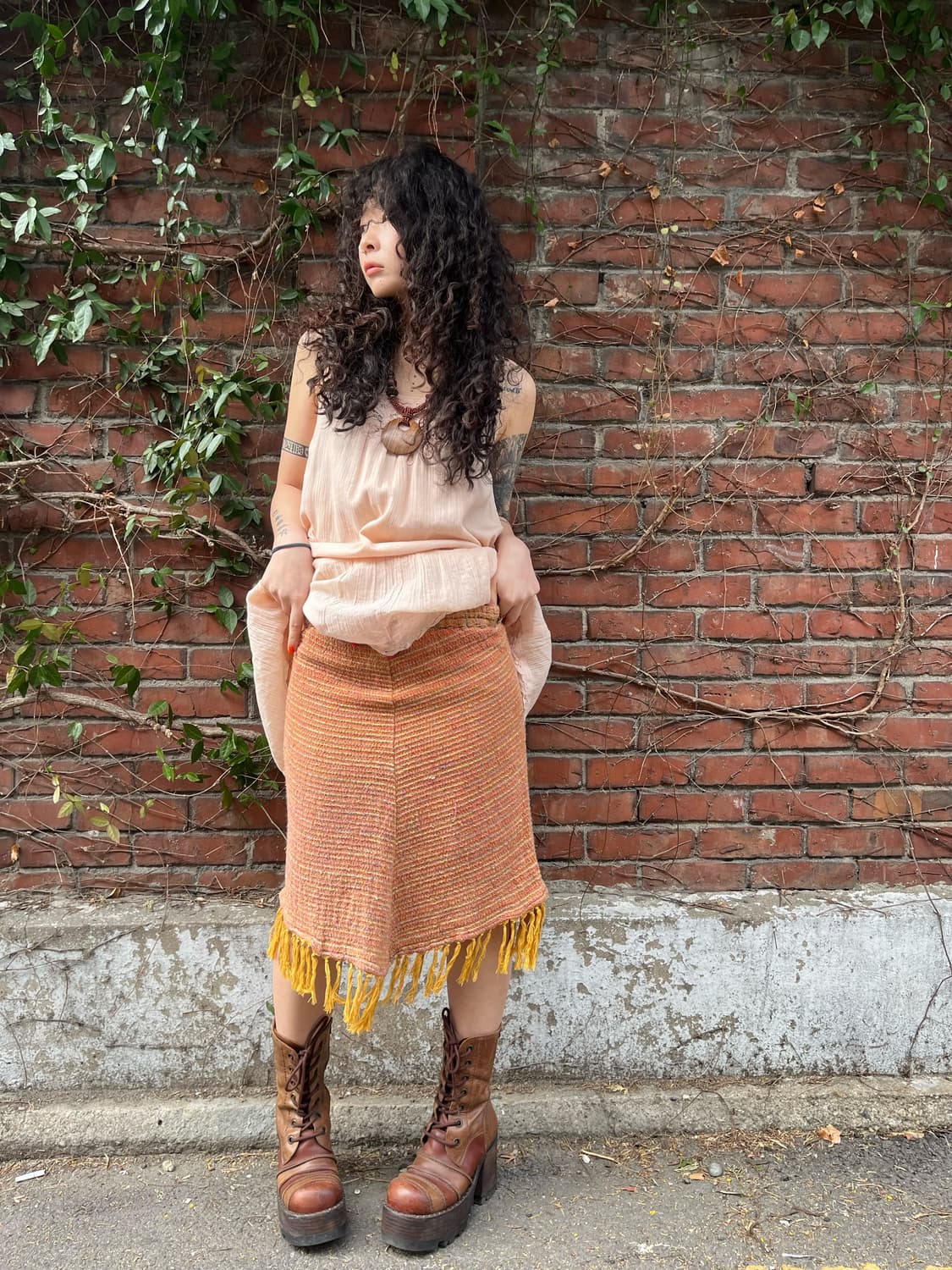 히피 에스닉 테슬 미디 스커트 상품이미지1