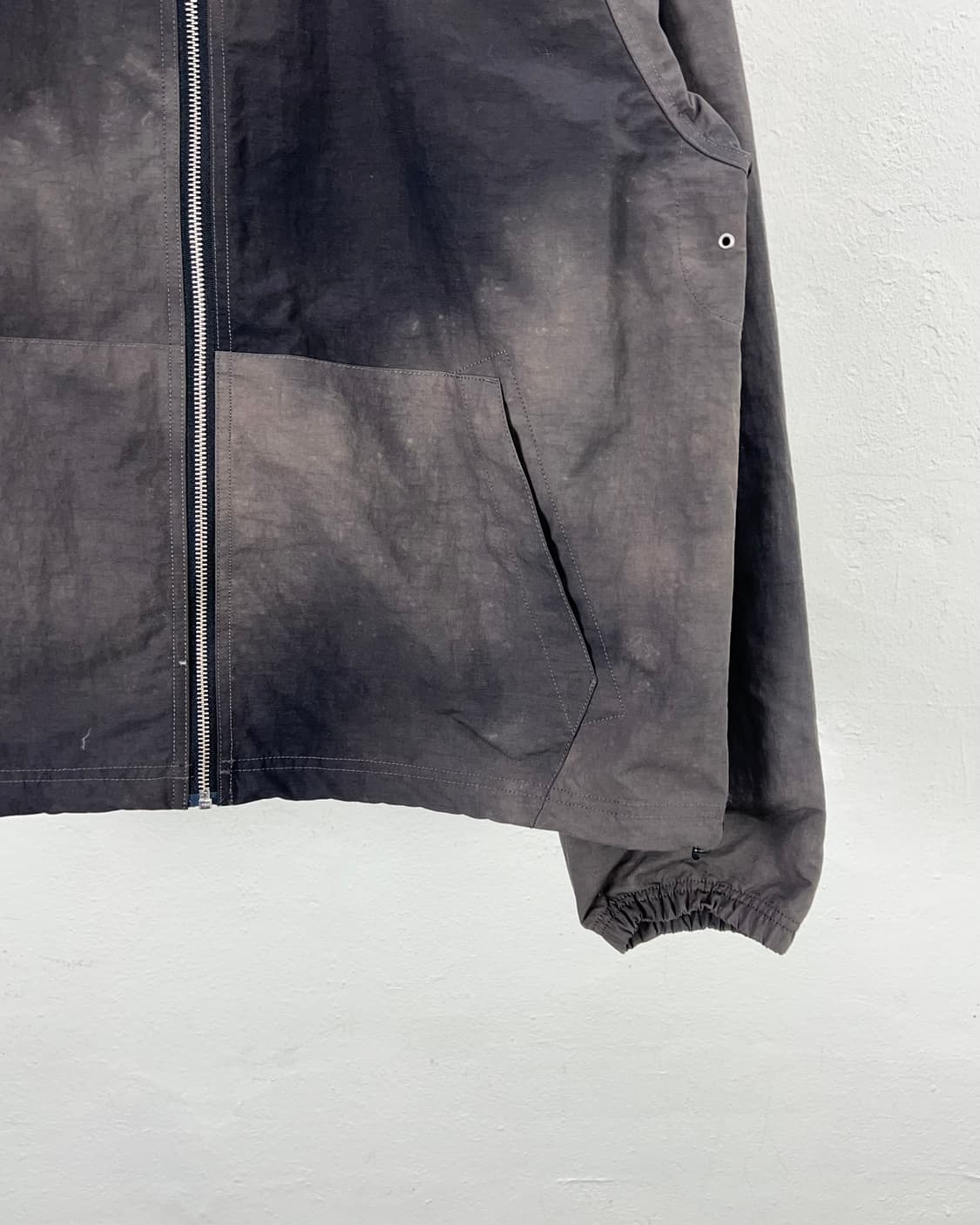 스투시 24FW 블랙 비치 쉘 웨이브 다이 자켓 상품이미지5