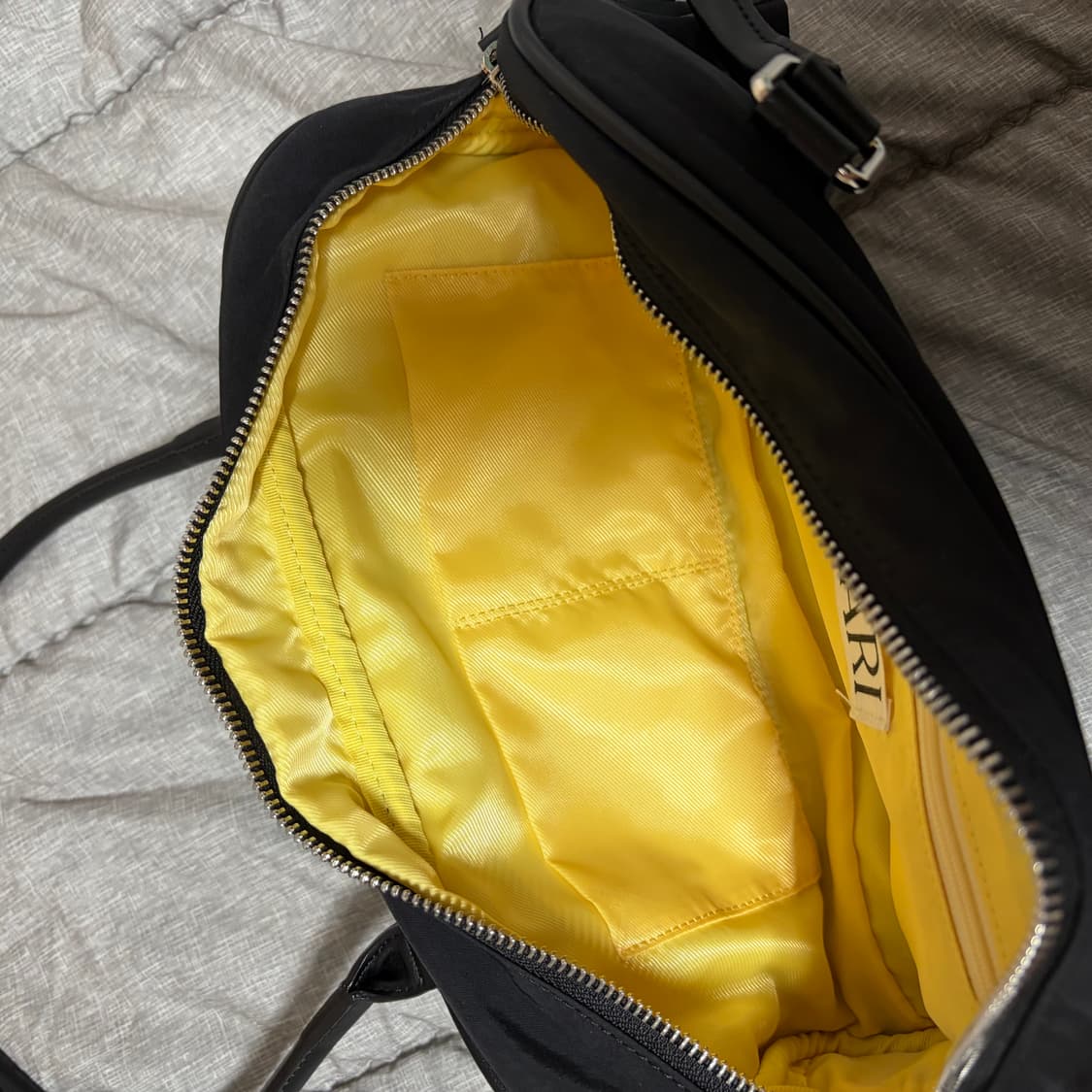 히어리 나일론 숄더백 - Ember Boston Bag(Black) 상품이미지9