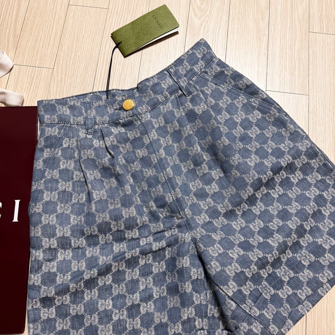 25 텍달린 새상품 정품 구찌 / 정가190만 모노그램 린넨 반바지 쇼츠 상품이미지5