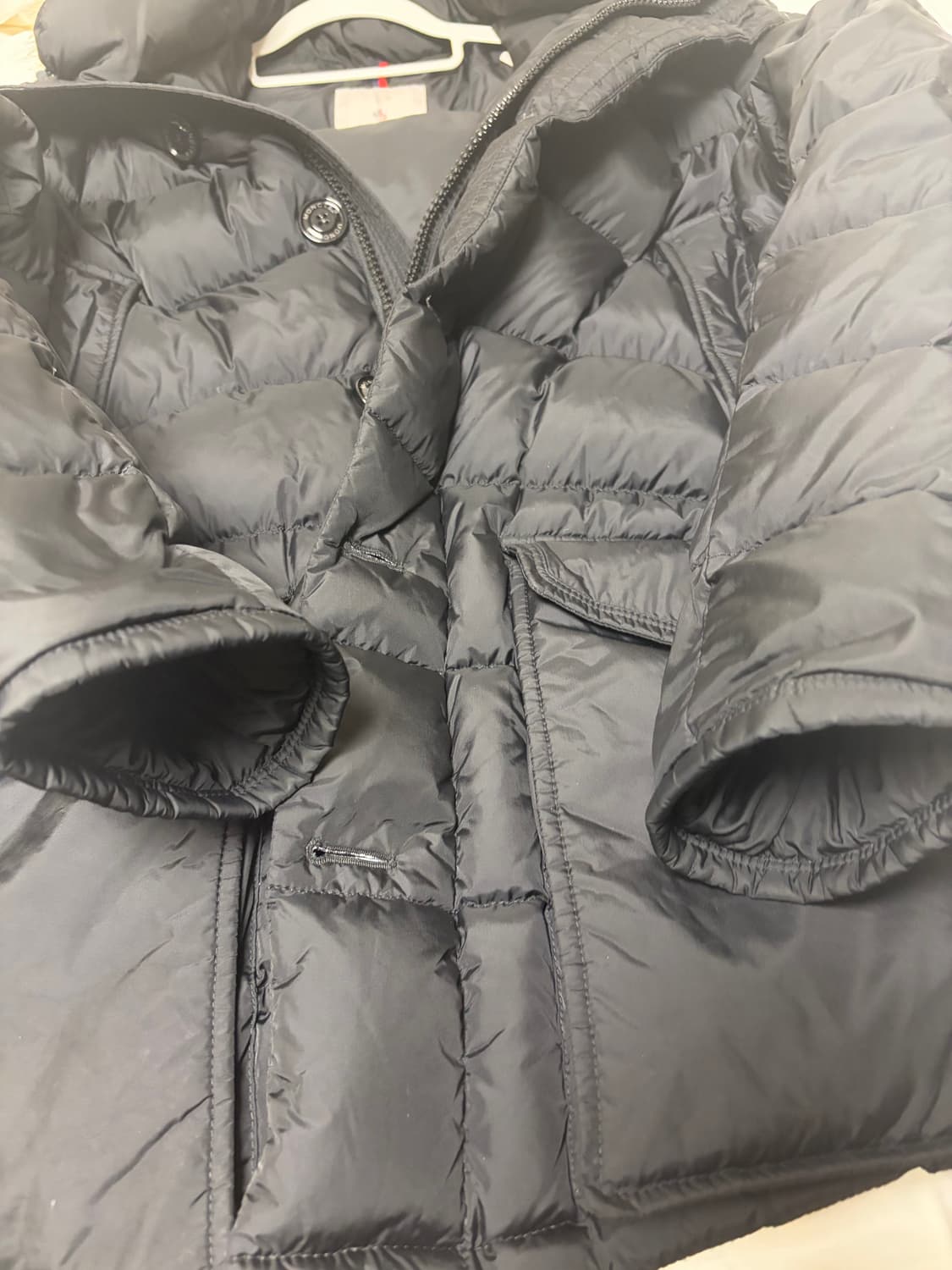 몽클래어 클루니 패딩 상품이미지5