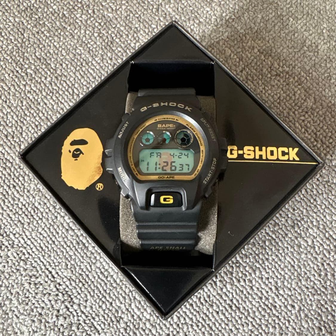카시오 지샥 X 베이프 DW-6900 'GO! APE' 25주년 시계 상품이미지2