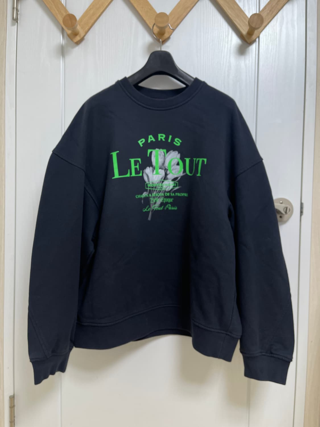 우영미 컬러 플라워 스웨트셔츠 상품이미지1