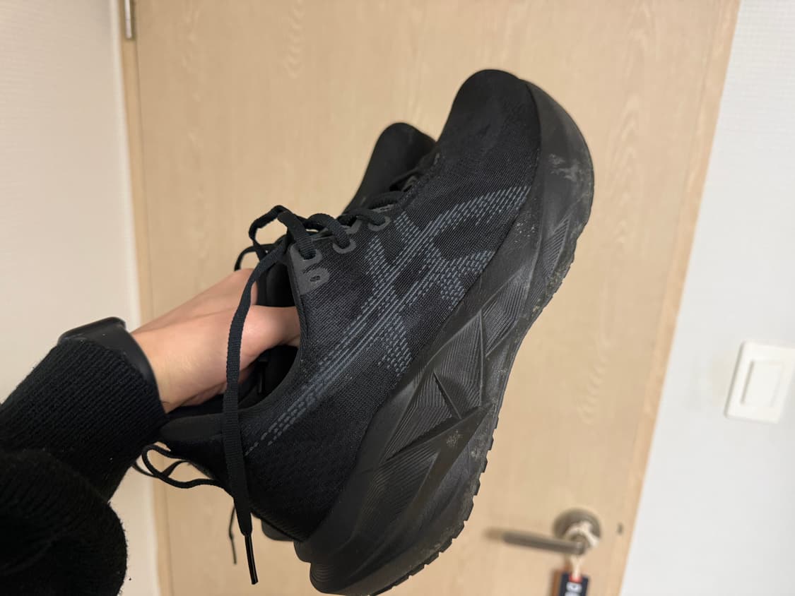 노바블라스트 5 270사이즈 상품이미지1