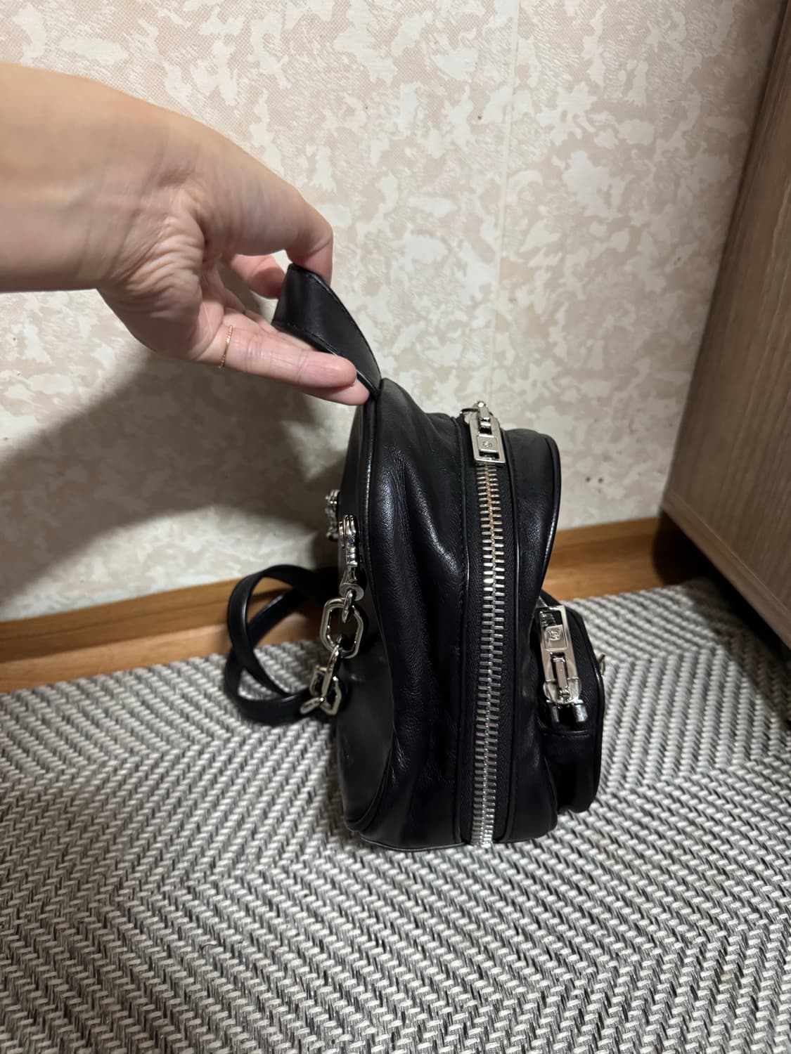 알렉산더왕 아티카 미니 백팩 상품이미지2