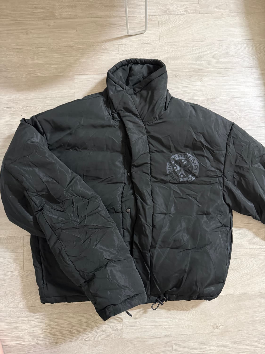 펀치드렁크파티즈 패딩 2사이즈 상품이미지1