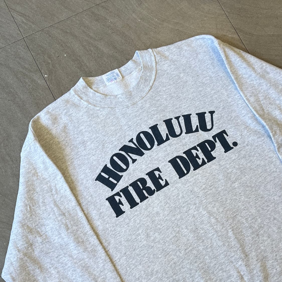 90s 미국 생산 빈티지 멜란지 프린팅 스웻셔츠 맨투매 상품이미지3