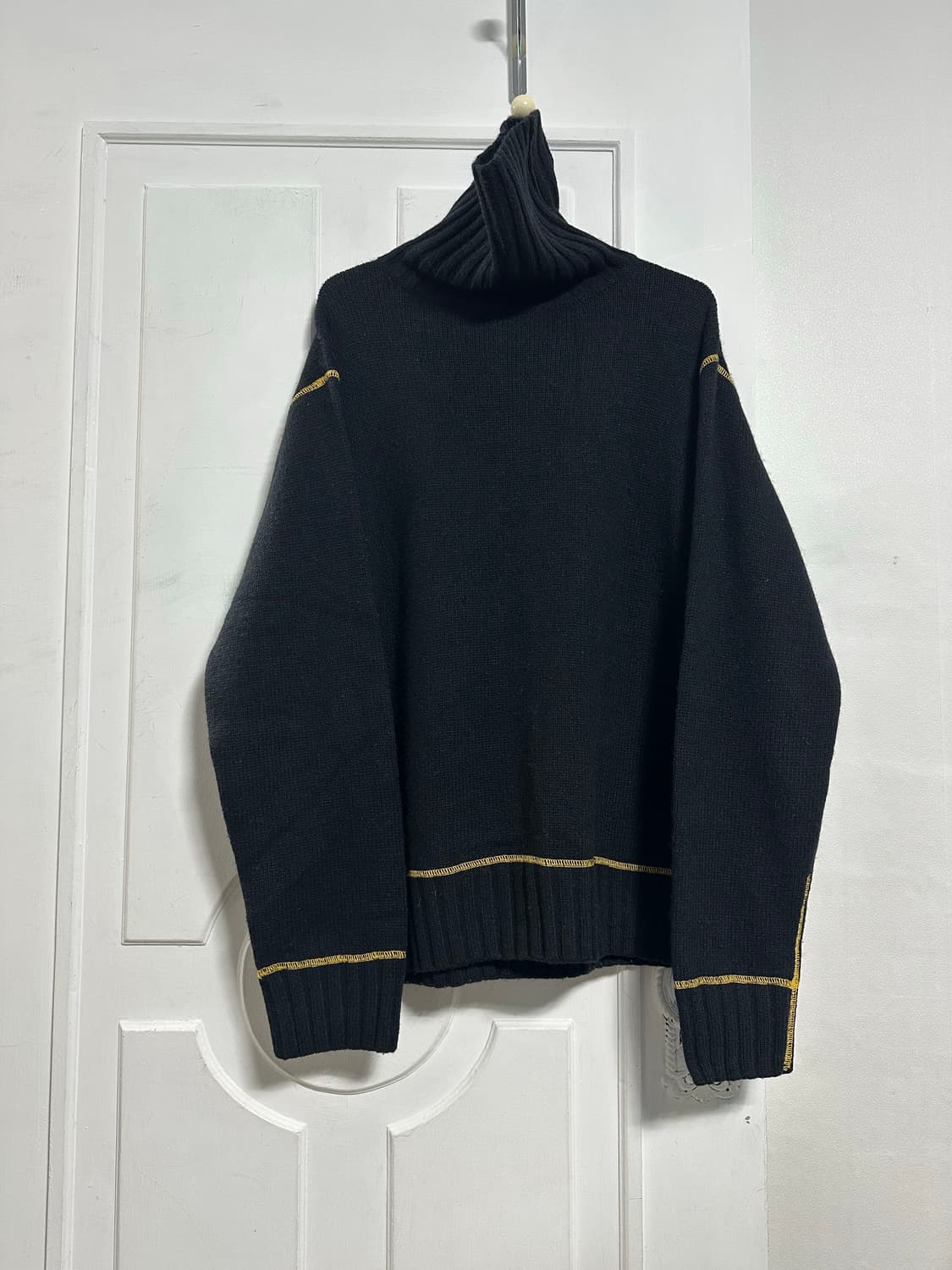 리바이스 타입원 목폴라 니트 상품이미지1