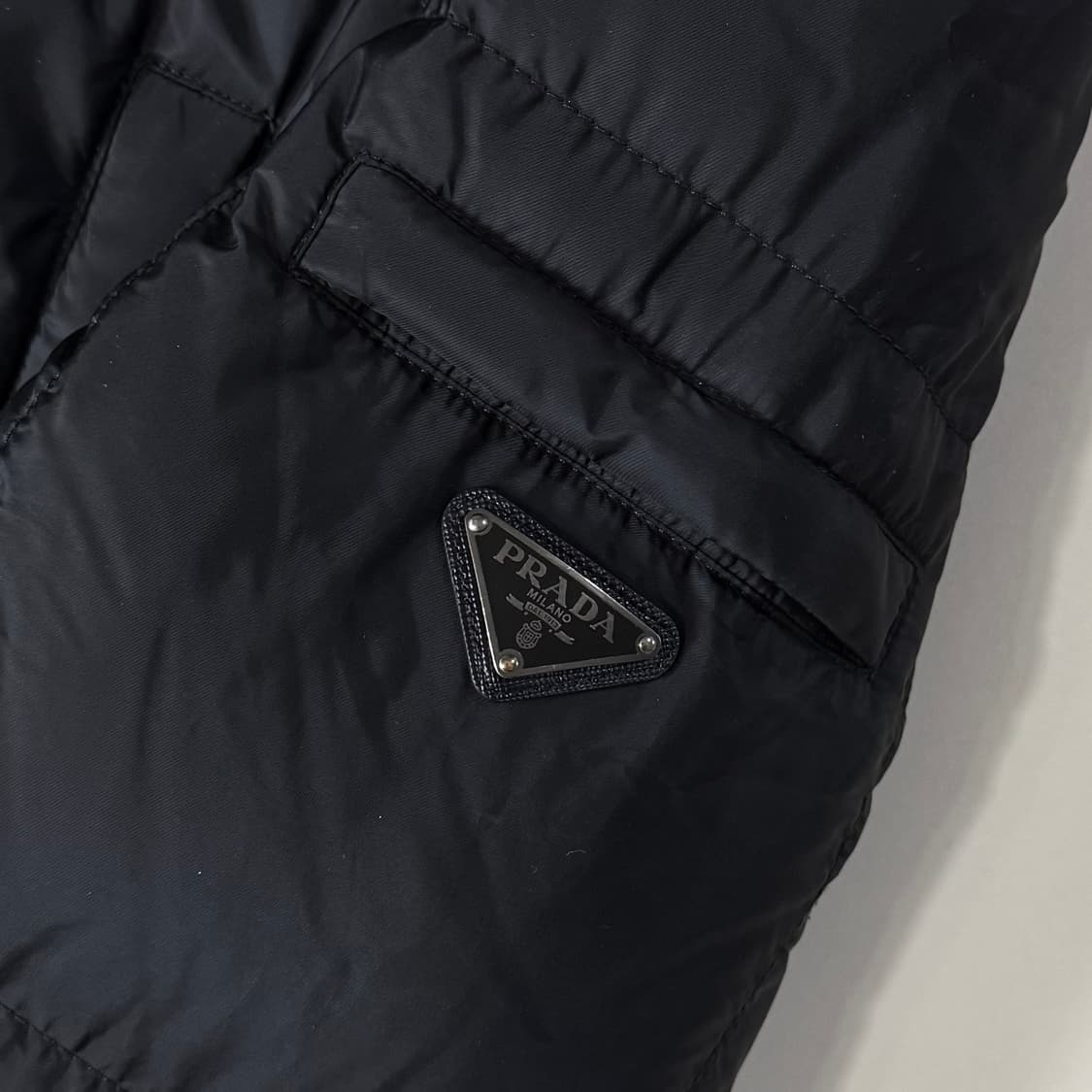 [M/당일출고]프라다 삼각로고 롱패딩 상품이미지5