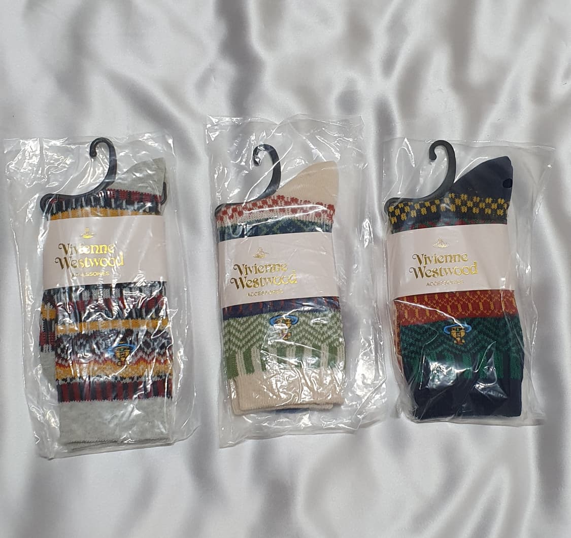 블루 그레이 그린 레드 크림베이지 에스닉 체크 비비안웨스트우드 양말  상품이미지1