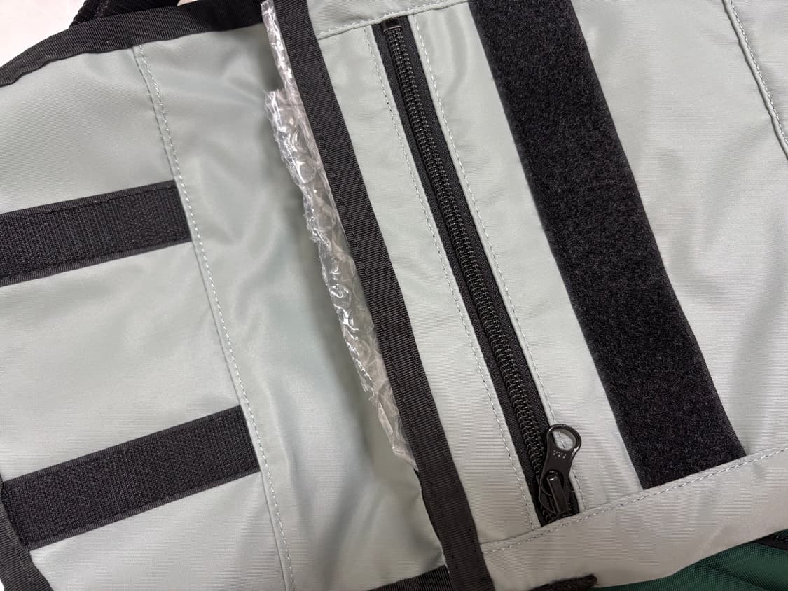 미하라 야스히로 멀티컬러 메신저 바디백 새상품 상품이미지7