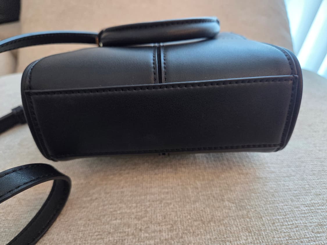 찰스앤키스 블랙 미니 도트백 상품이미지5