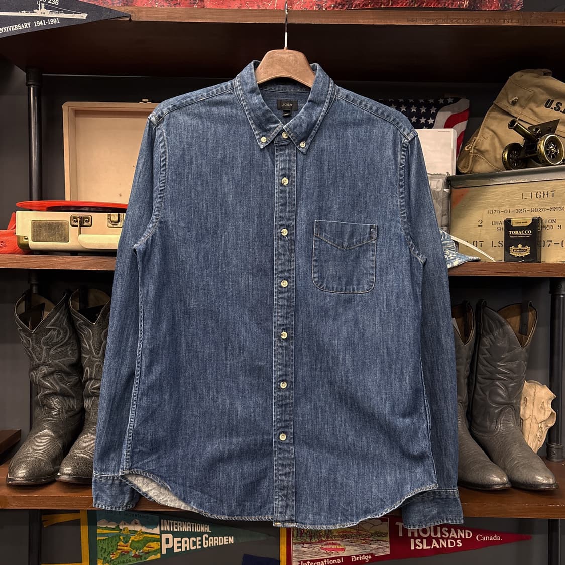 제이크루 인디고 워싱 버튼다운 데님셔츠 N1055 상품이미지1
