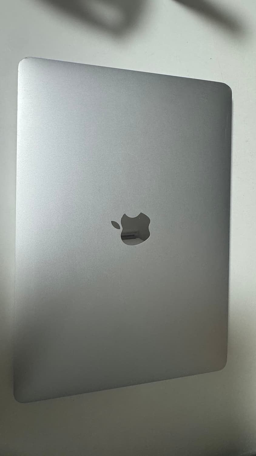 애플 M2 맥북 프로 실버 13인치 상품이미지1