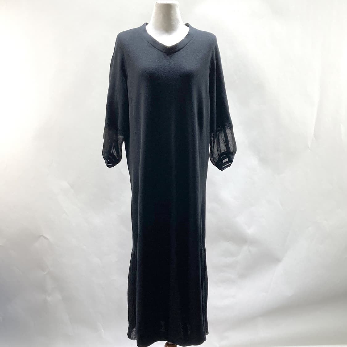 마인 한섬 여성 니트 롱원피스 블랙 90F 상품이미지1