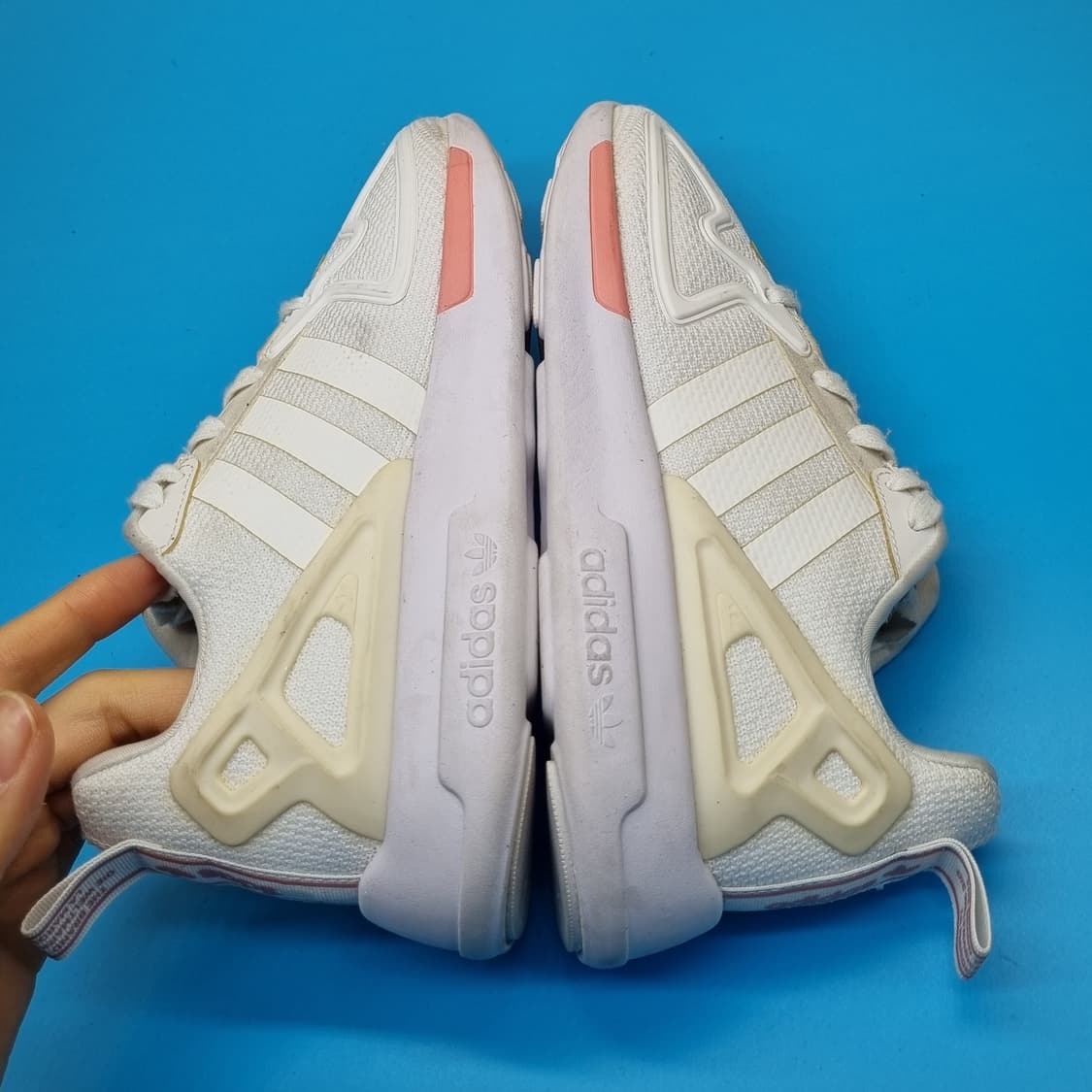 아디다스 ZX 플럭스 여성운동화240  상품이미지5