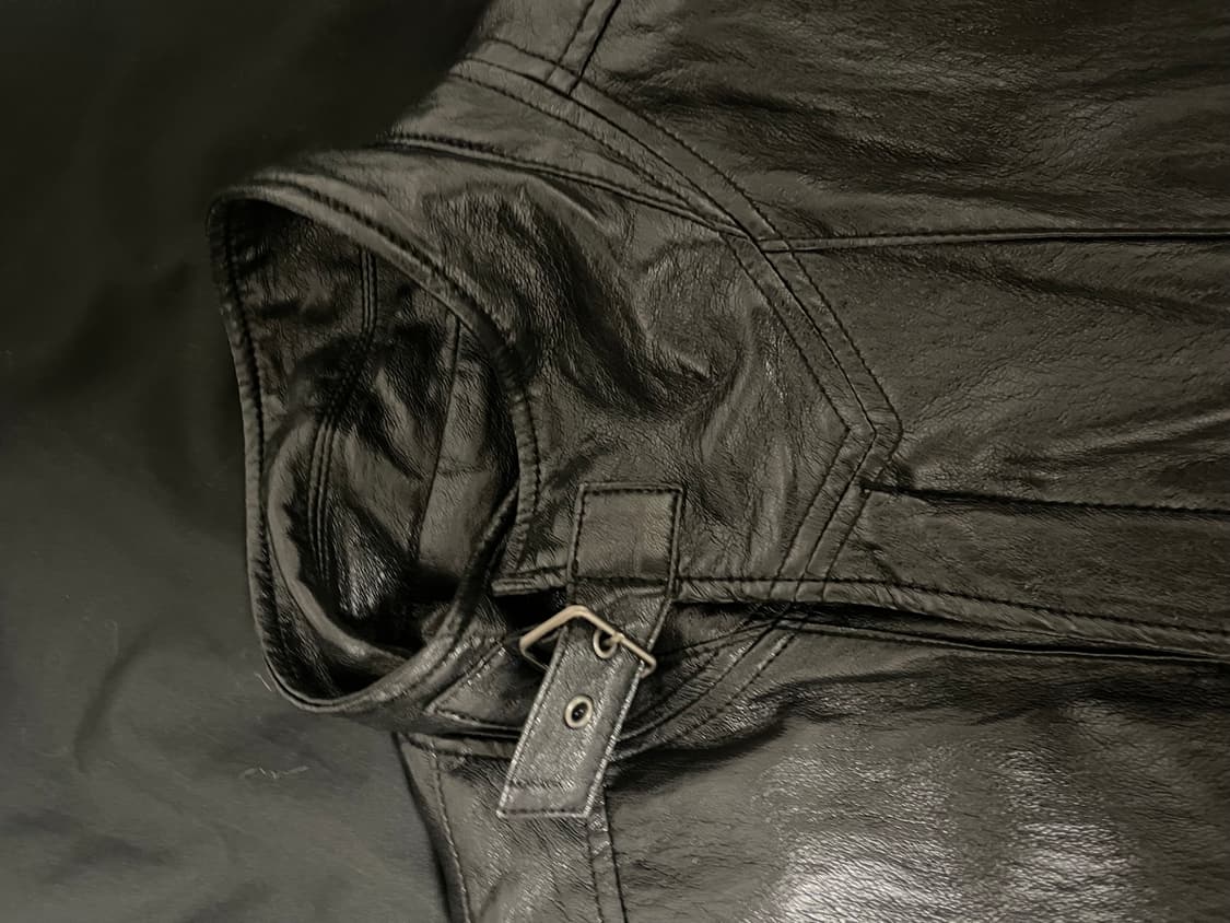 (거의 새상품) 오데스 빈티지 하이넥 레더 자켓 블랙 상품이미지5