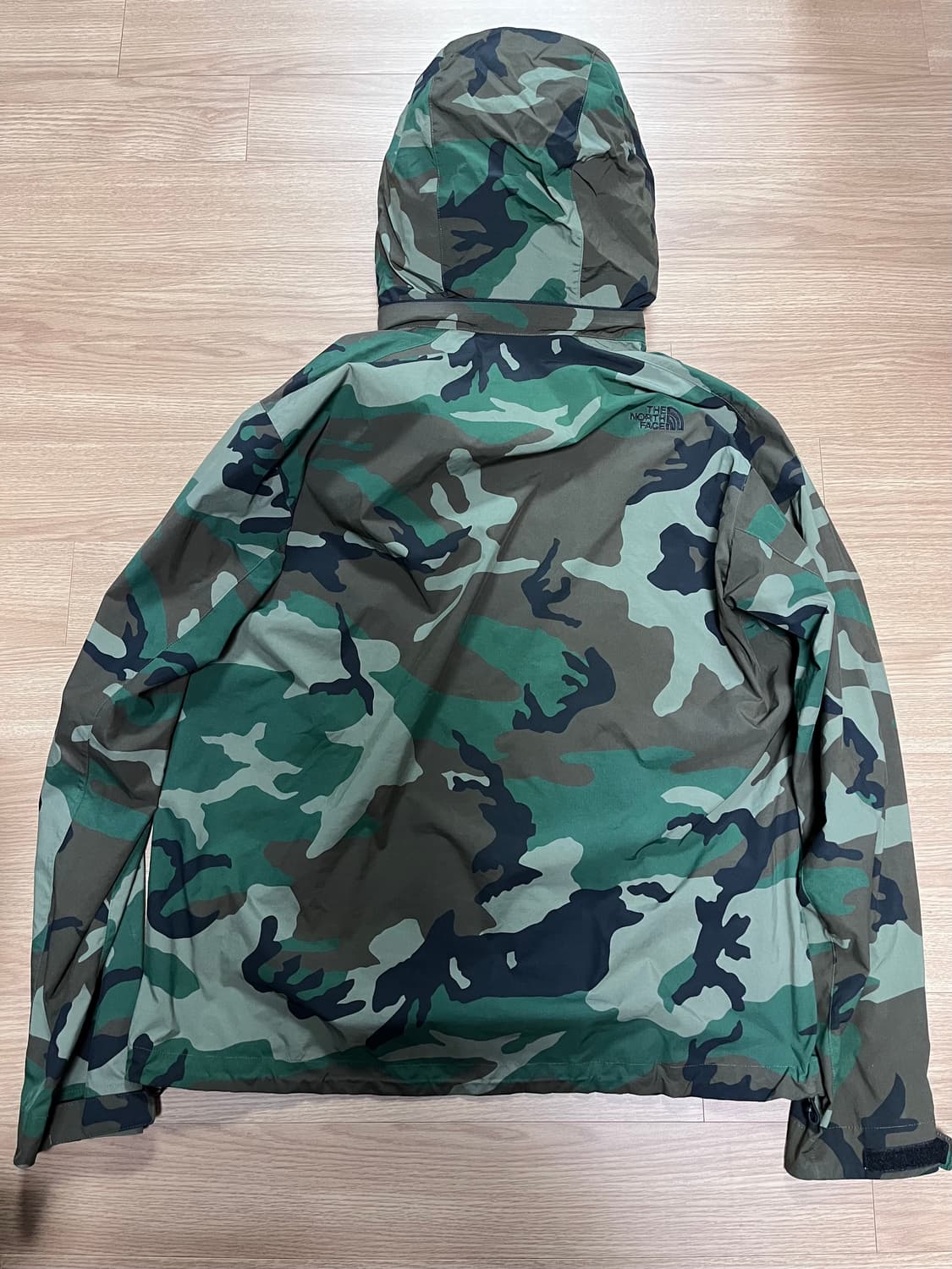 노스페이스 재팬 바람막이 카모 L 상품이미지5