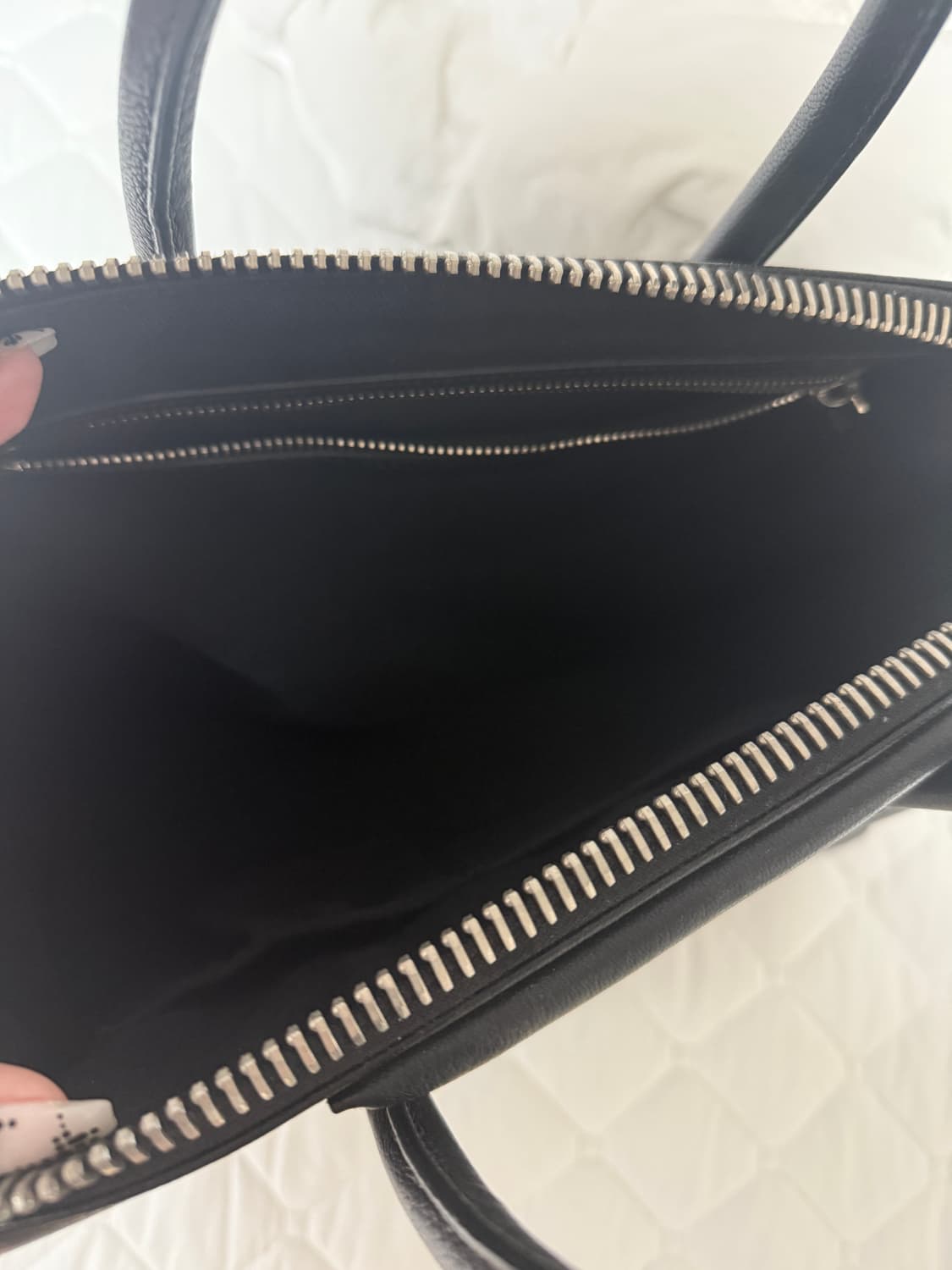 지방시 안티고나 블랙  상품이미지4