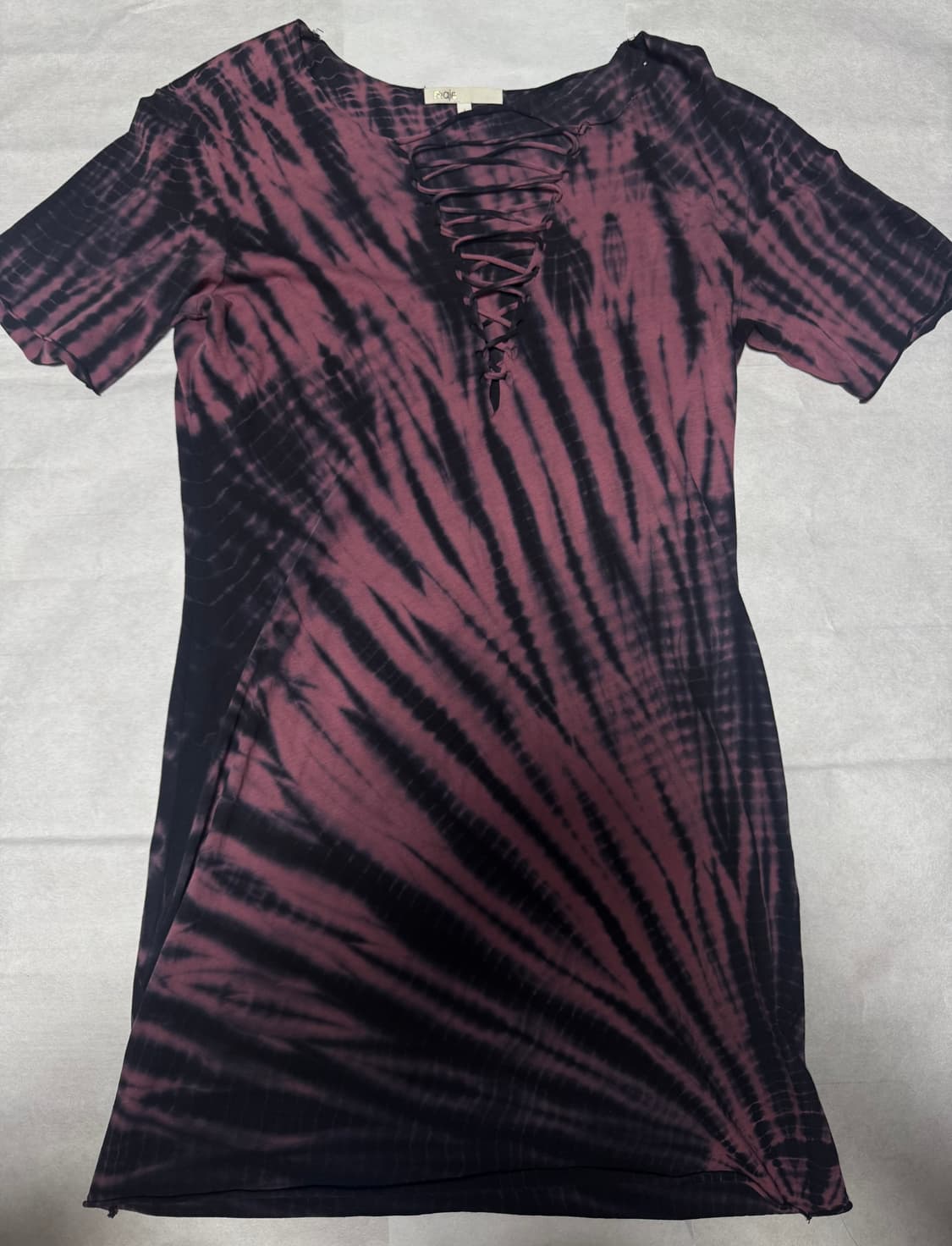 Purple color V-neck T-shirt 상품이미지1