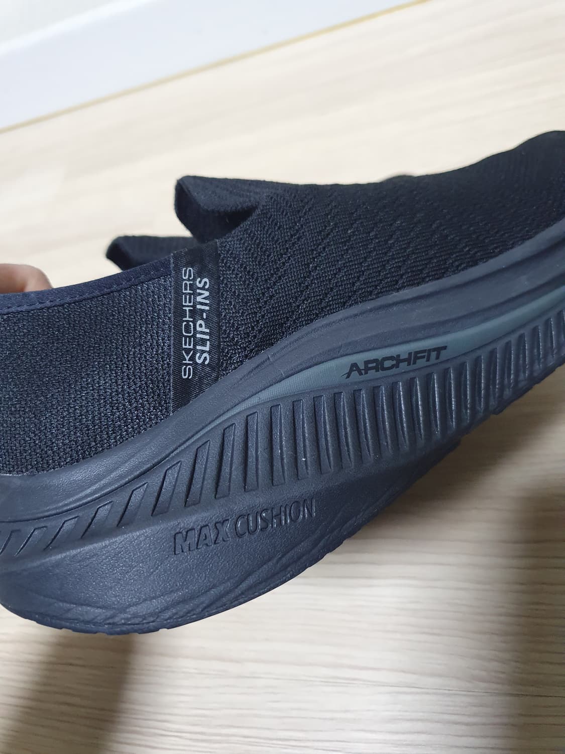 스케쳐스 맥스쿠셔닝 슬립온 255 상품이미지6