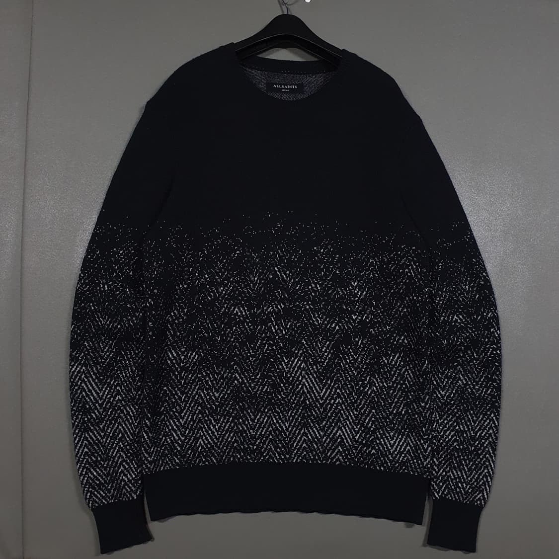 실측 M) 올세인츠 코르탄 크루 그라데이션 배색 울 모 니트 스웨터 블랙 상품이미지1