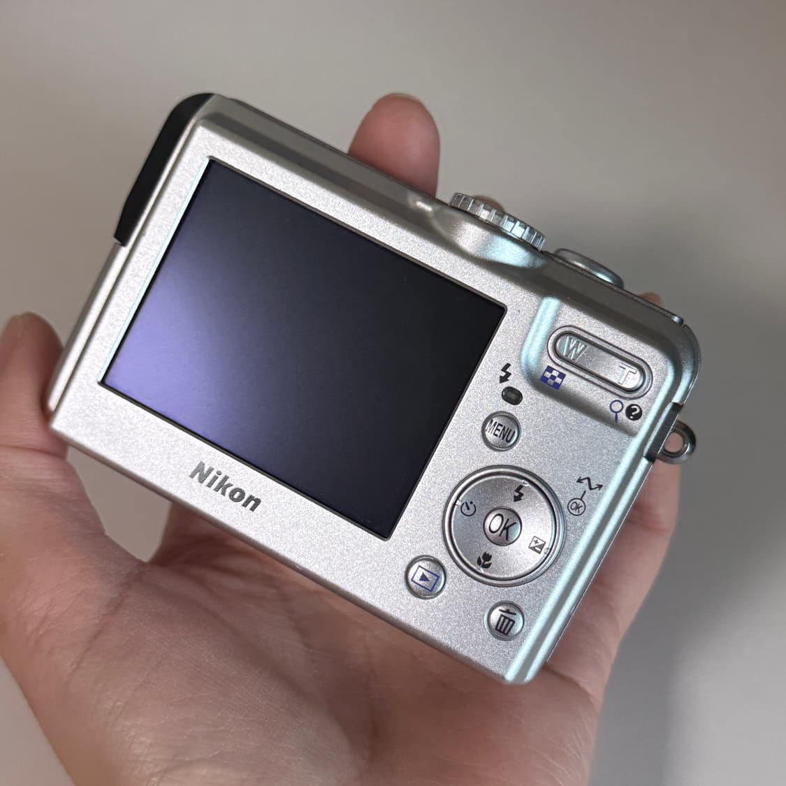 저화소☁️니콘 쿨픽스 P1 빈티지 디카 디지털카메라 상품이미지7