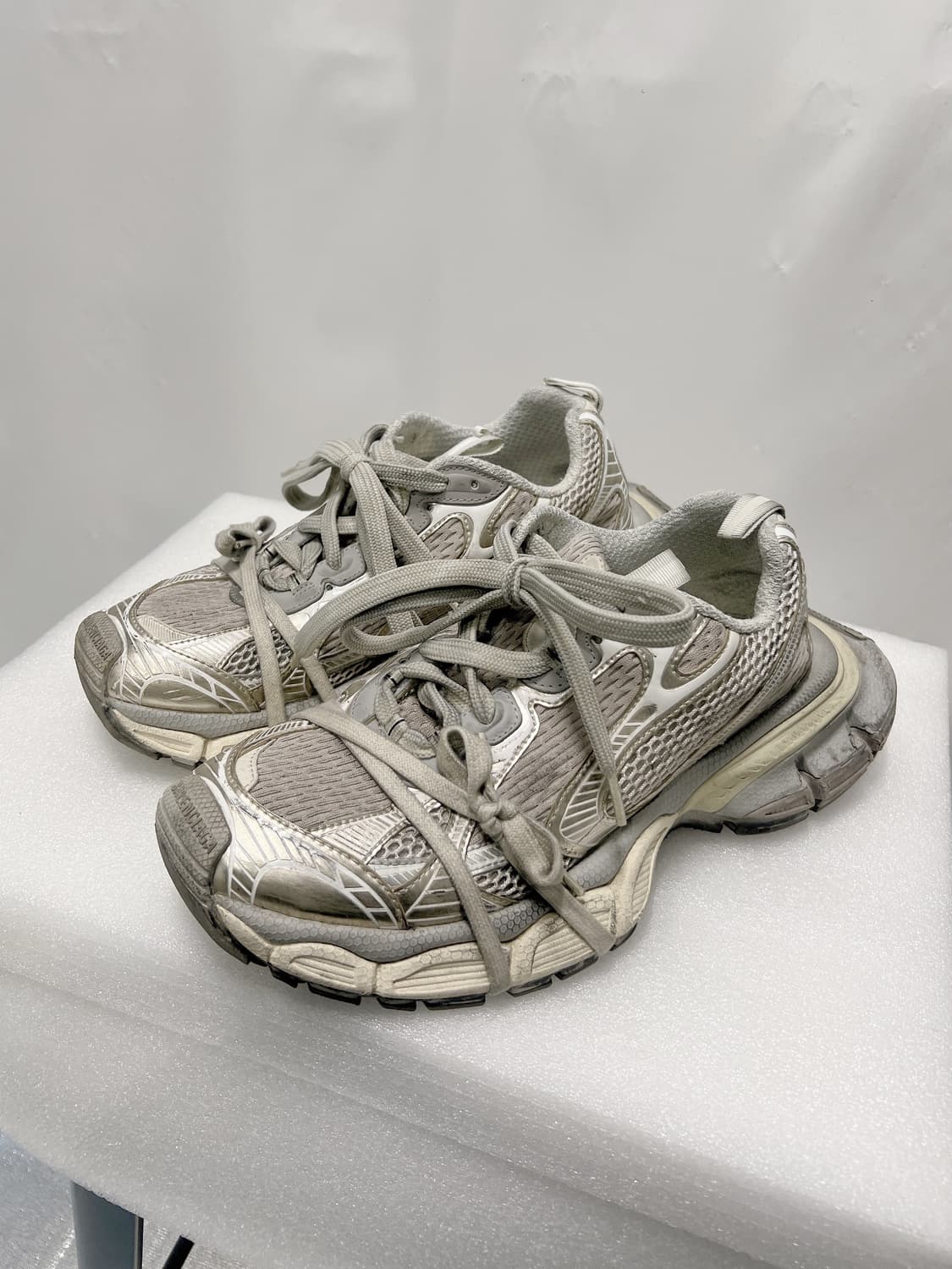 발렌시아가 3xl 에그쉘 42 상품이미지1