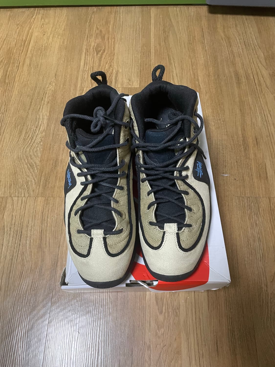 나이키x스투시 에어페니2 상품이미지2