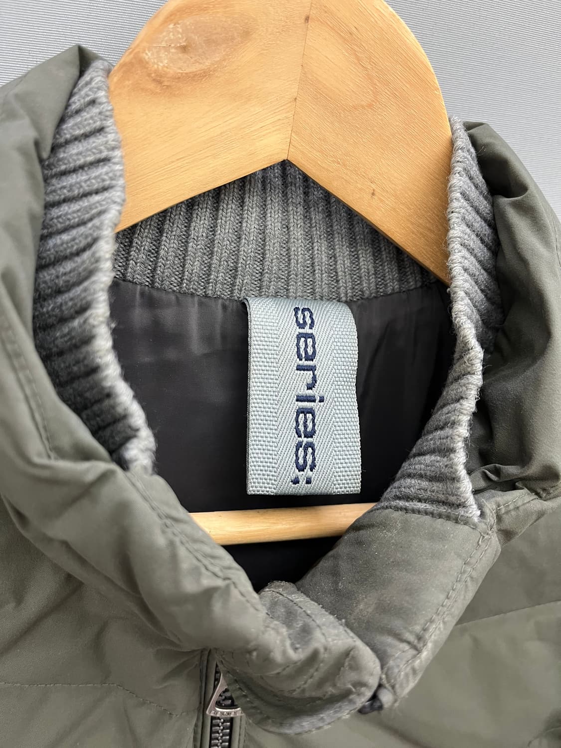 시리즈 경량 구스다운 니트패딩 상품이미지4