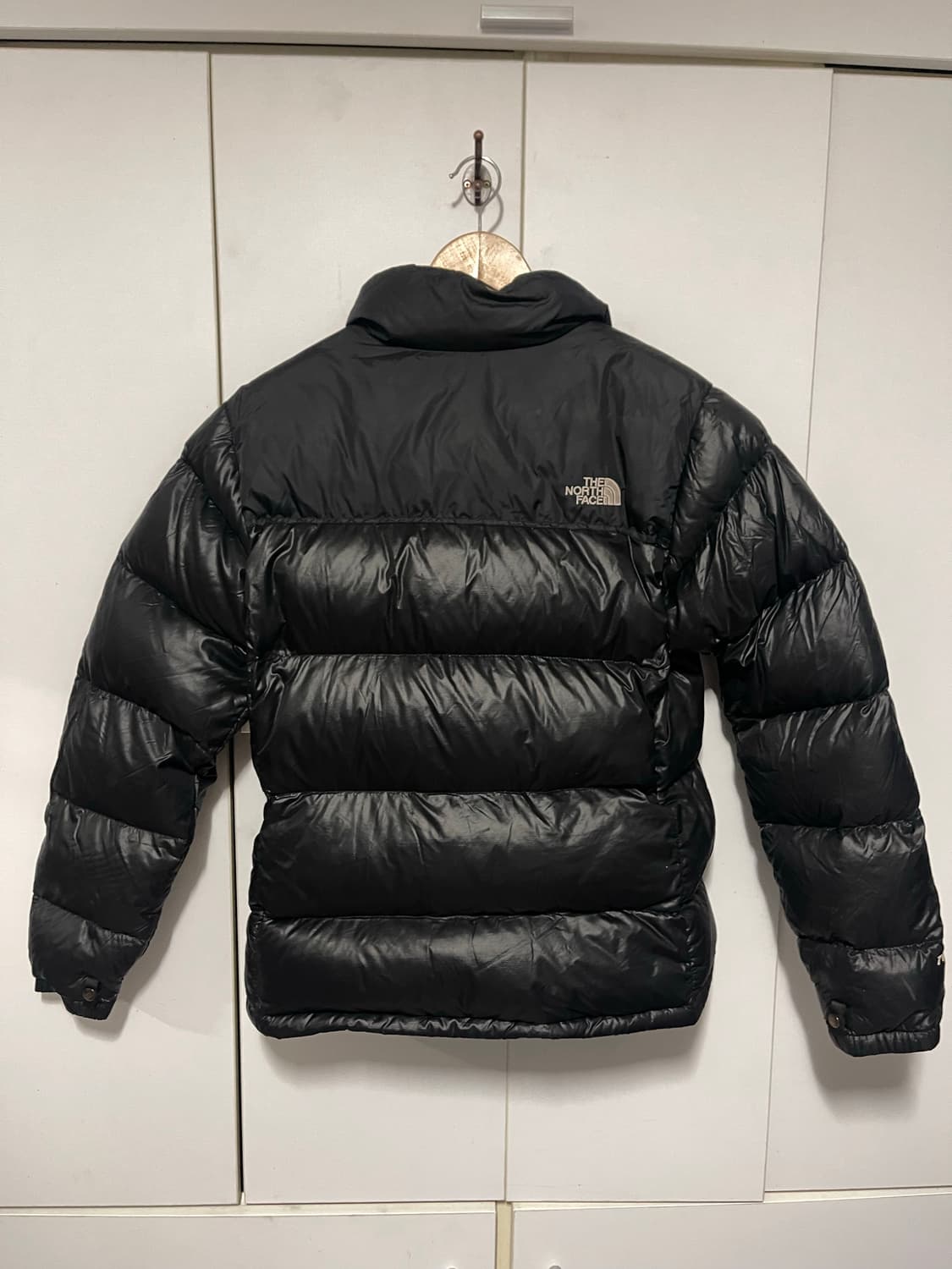 노스페이스 700 눕시 패딩 블랙 90 상품이미지2