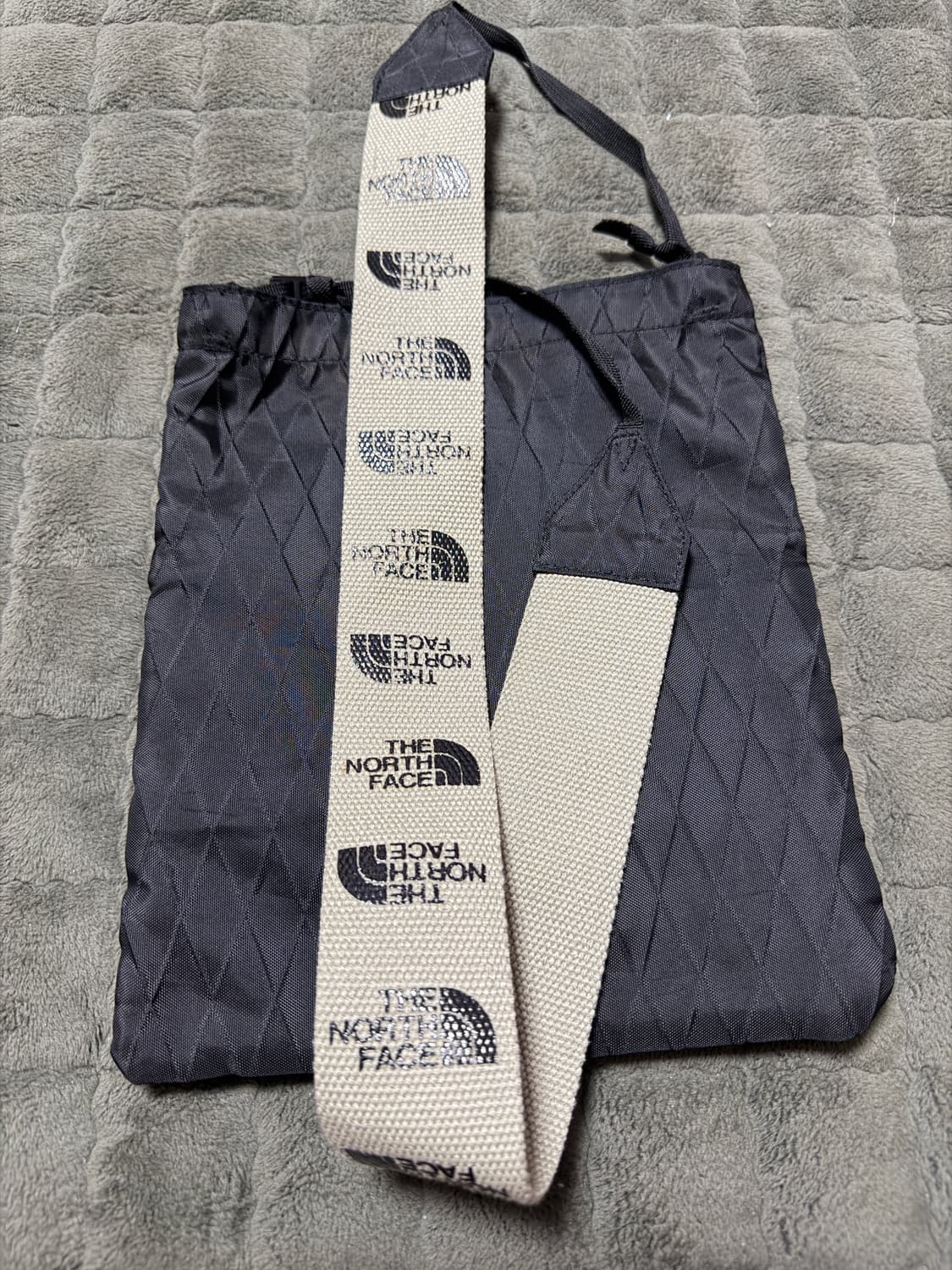 노스페이스 퍼플라벨 블랙 숄더백 상품이미지4