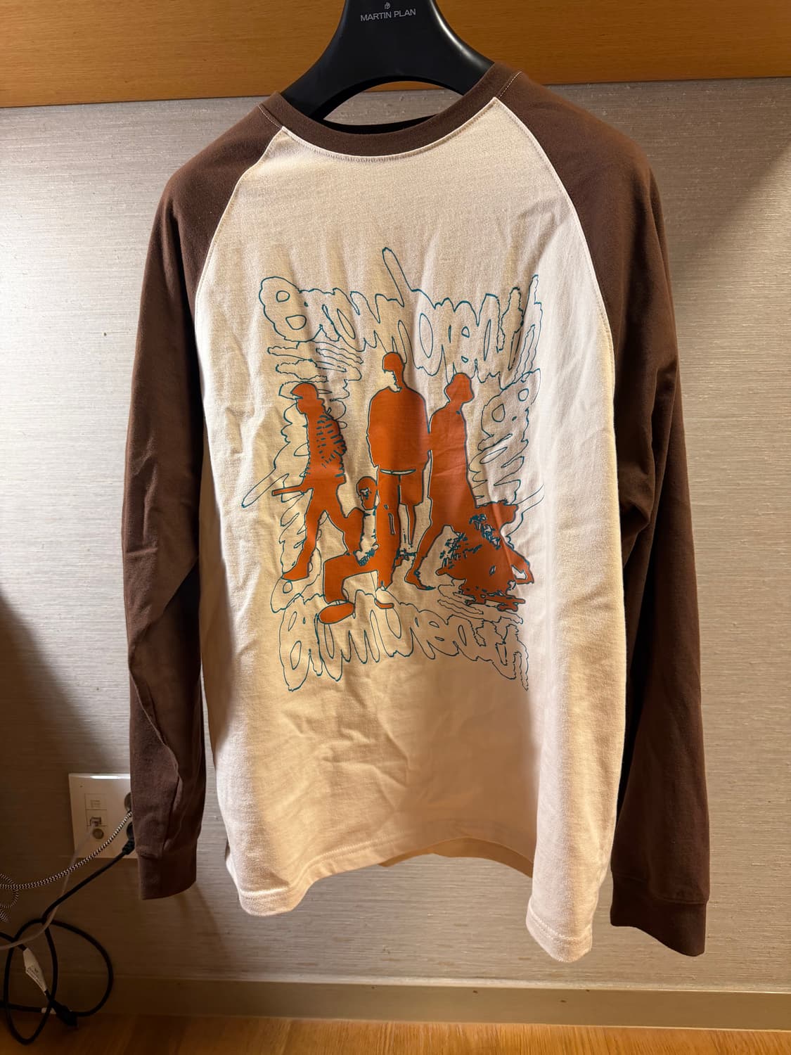 브라운브레스 CLIQUE RAGLAN LONGSLEEVE L사이즈 상품이미지1