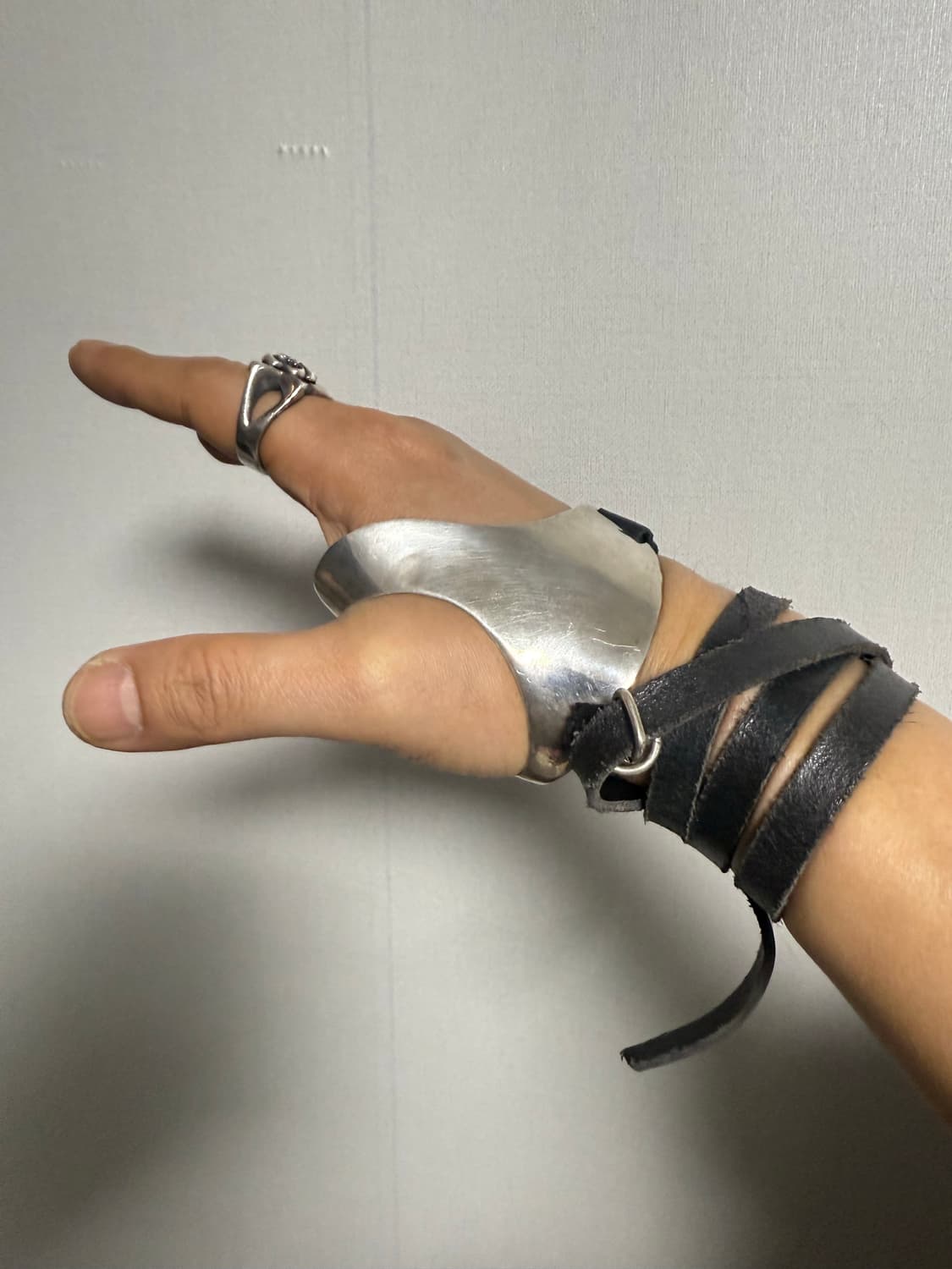 Yproject 창시자 요한 세르파티 2013 실버 925 가죽 팔찌 상품이미지2